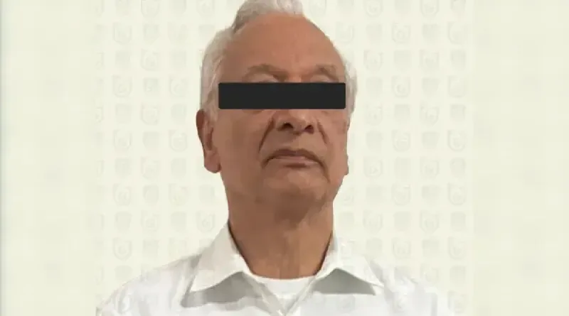 El exdirector de Pemex fue arrestado en la CDMX tras denuncia de su esposa.