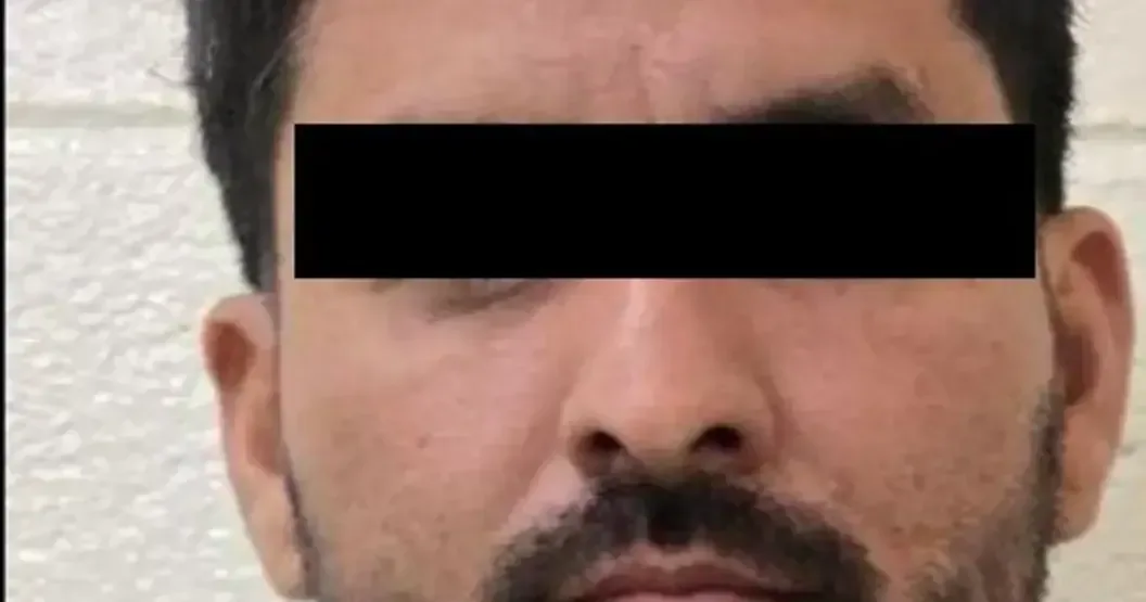 Un hombre con historial criminal fue arrestado tras intentar evadir la vigilancia en una operación fronteriza.