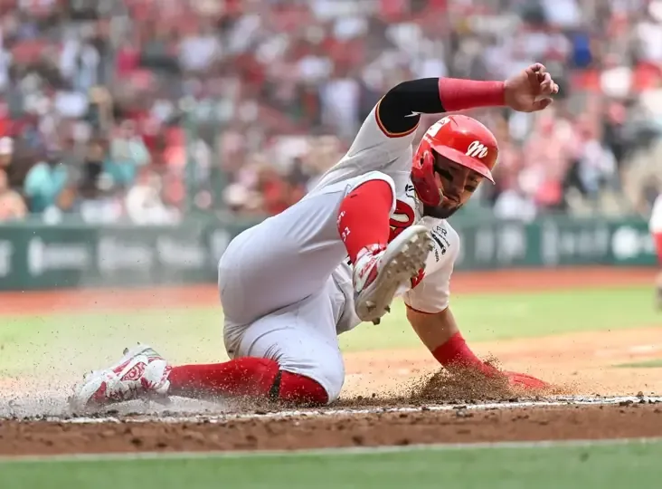 La victoria 15-7 asegura la supremacía de Diablos Rojos en el baseball mexicano.