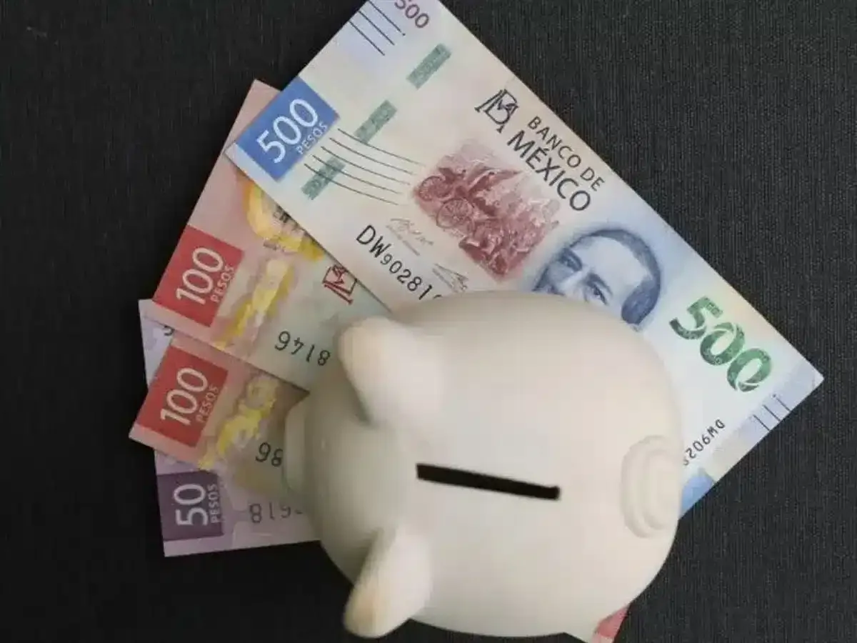 Diagrama que ilustra la distribución de gastos según la regla 40-30-20-10.