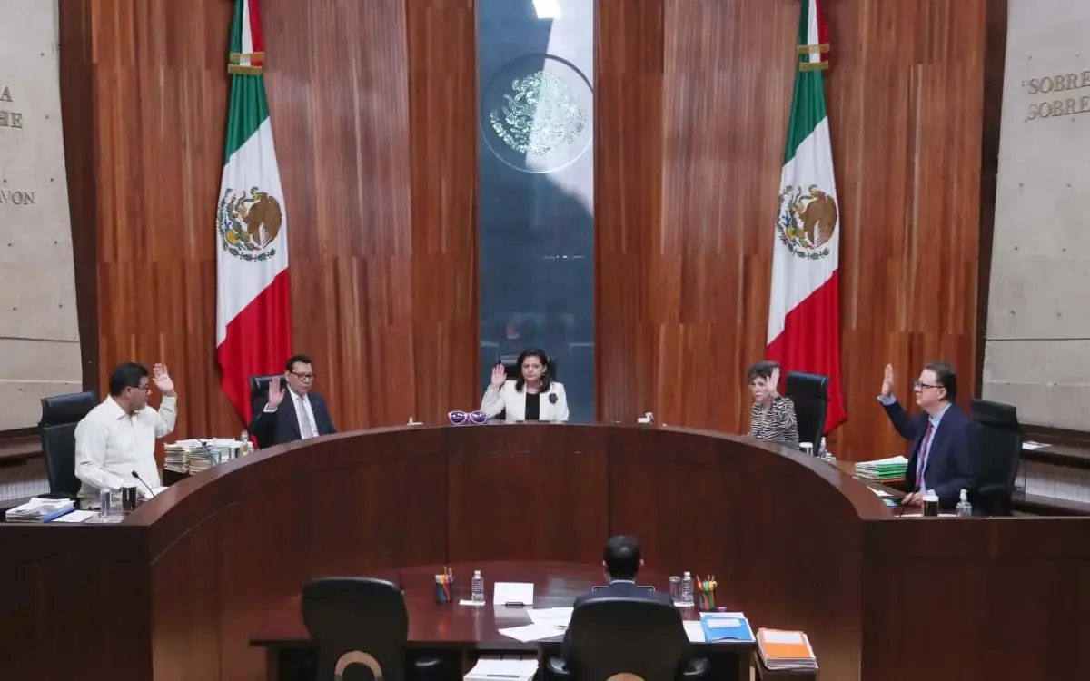Diego Valadés critica la validez de la sobrerrepresentación en el Congreso y su impacto en la democracia.