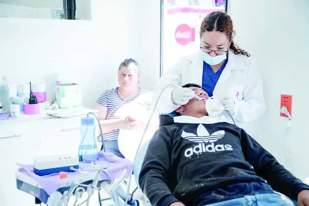 Beneficiados 10 mil 400 saltillenses con servicios de salud en jornadas comunitarias.