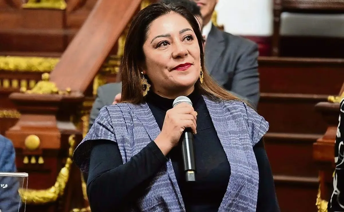 Diputados del Congreso de la CDMX reanudan actividades tras enfrentamientos recientes.