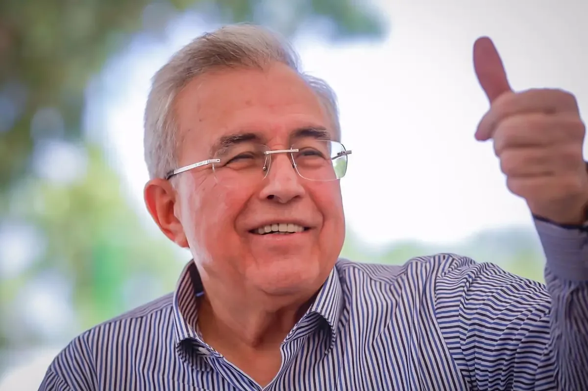Un ataque a la propiedad del gobernador con licencia genera inquietud tras investigaciones de vínculos con el narcotráfico.