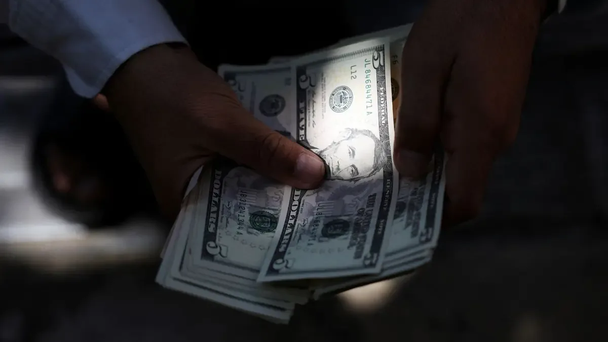 La continua depreciación del peso mexicano se asocia a la política monetaria de la Reserva Federal.