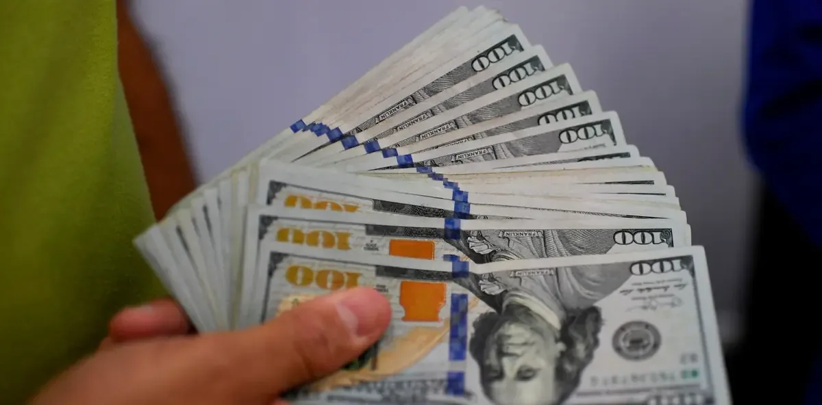 La cotización del dólar impacta el comercio y la economía mexicana diariamente.
