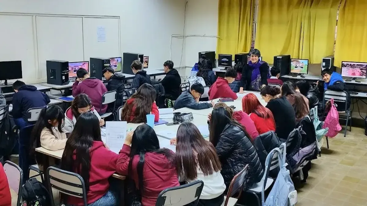 Ivana Morelatto destaca en un concurso nacional gracias a su enfoque creativo en el aula.