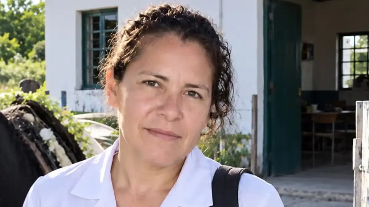 La desaparición de la docente resalta los retos del acceso educativo en zonas rurales.