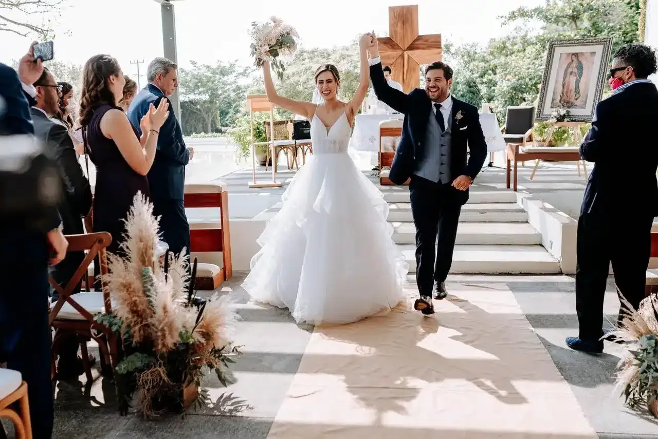 Documentos requeridos para una boda religiosa en México.