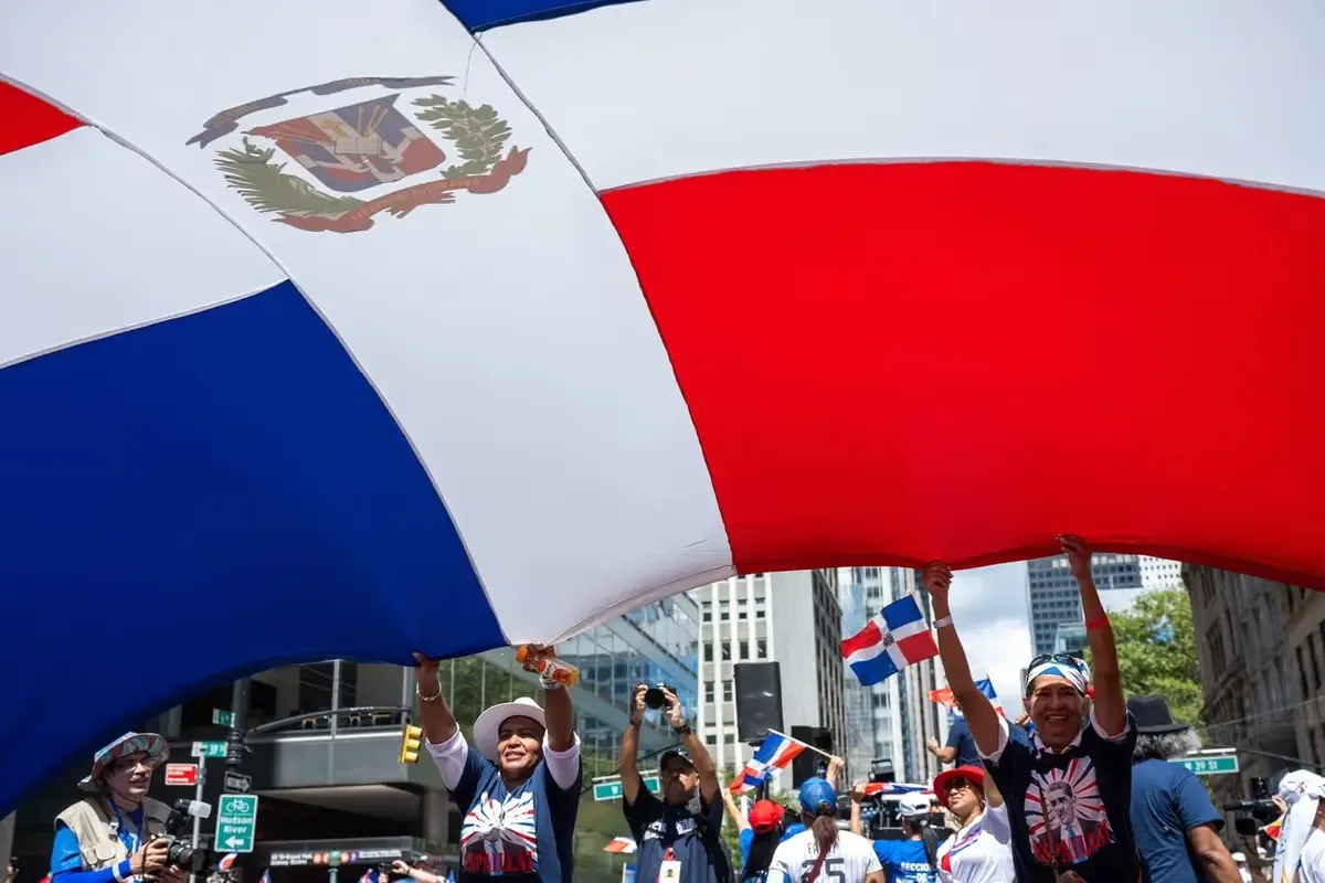 Las remesas de dominicanos en Estados Unidos son vitales para la economía de su país.