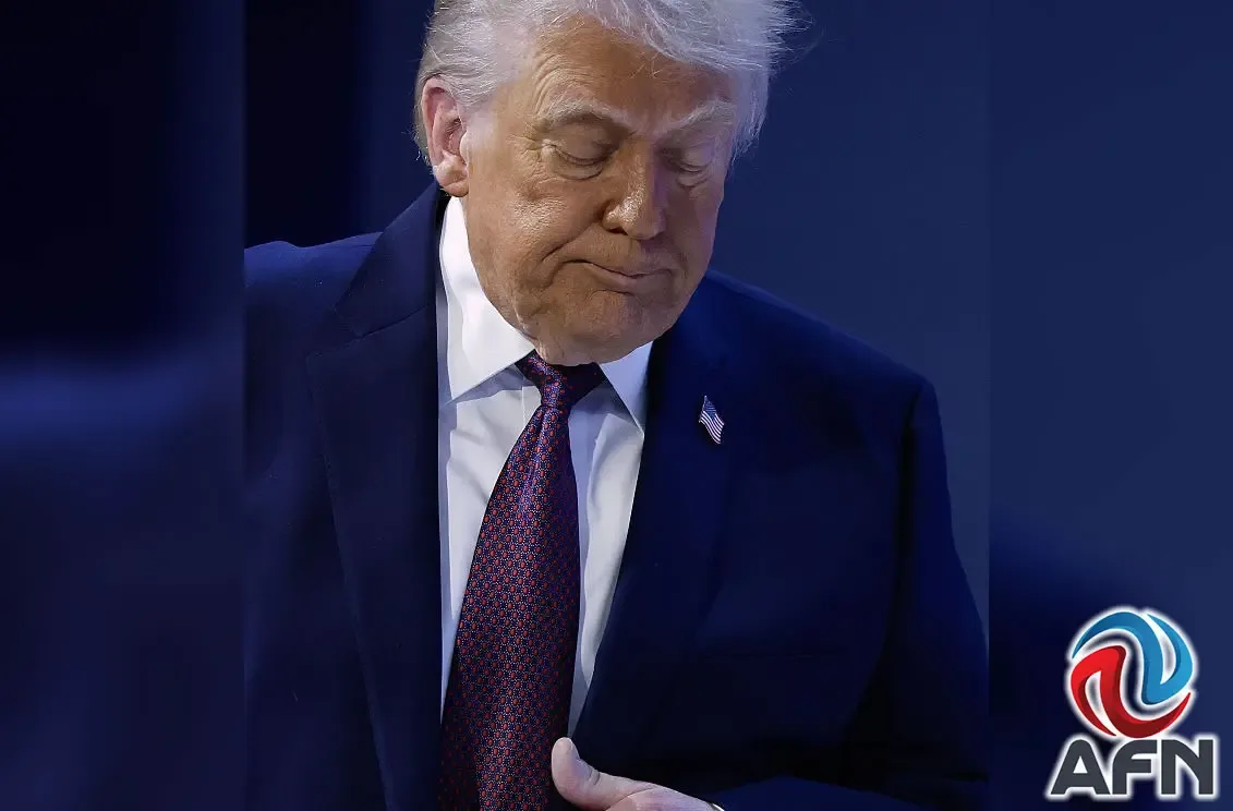 Donald Trump advierte sobre aranceles en un reciente anuncio en redes sociales.