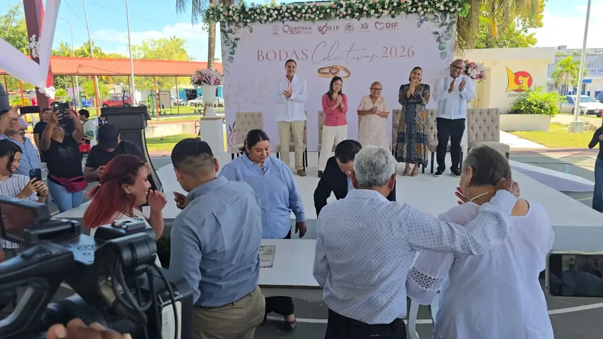 Dos parejas de la comunidad LGBT+ se unieron en una jornada llena de emociones.
