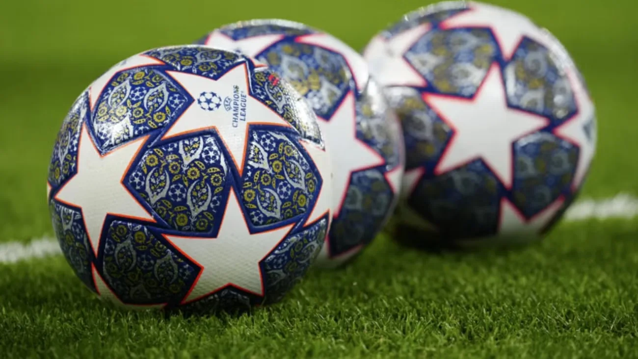 Duelos destacados de fútbol y baloncesto en la jornada del 28 de enero.