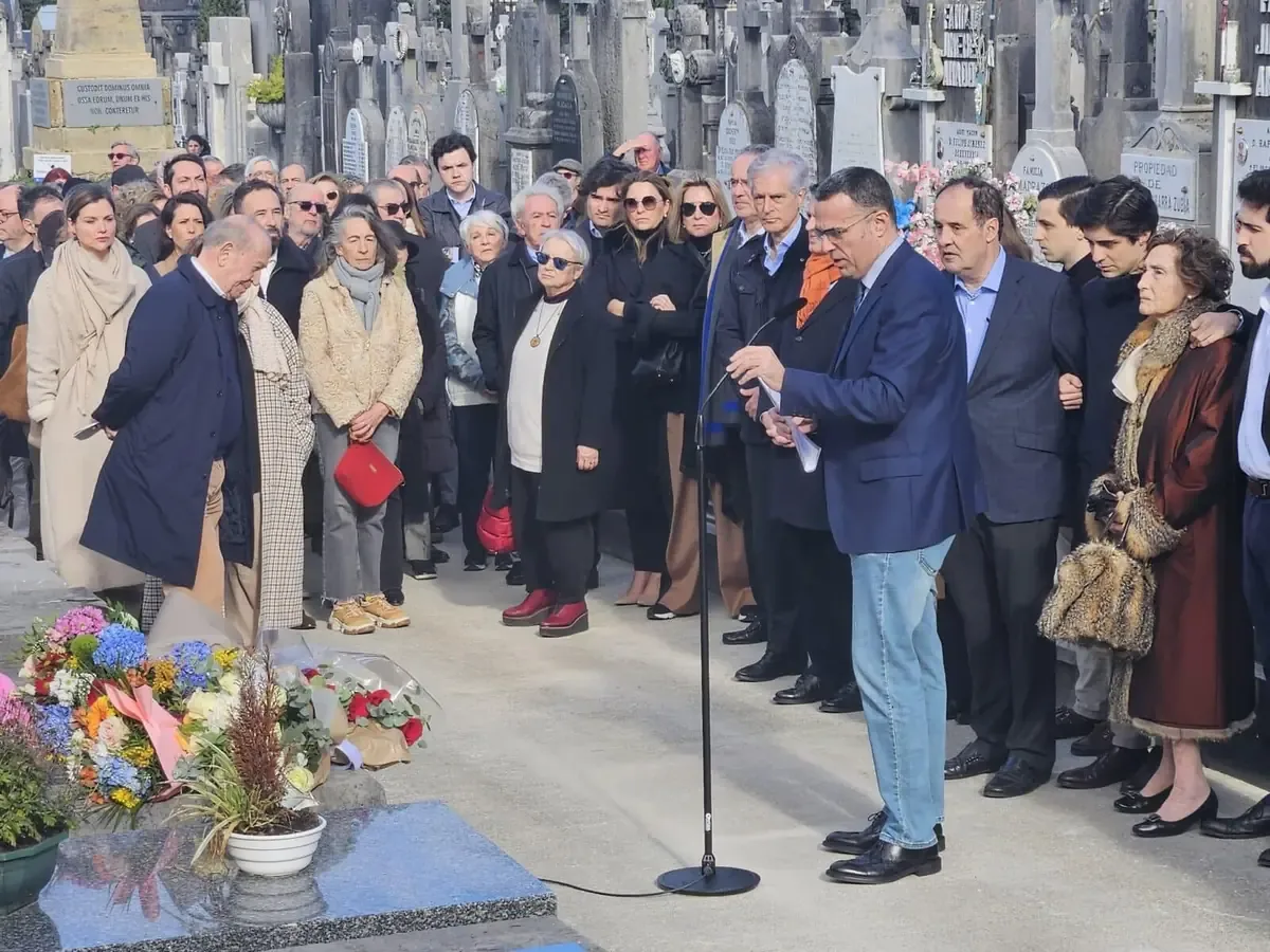 Durante un homenaje a Fernando Múgica, Rubén reprocha la falta de justicia para víctimas de terrorismo en España.