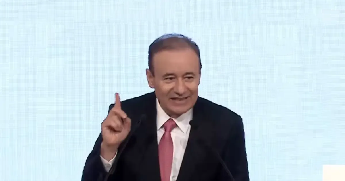 El gobernador destacó su relación con los municipios y la transformación del Poder Judicial en su Quinto Informe.