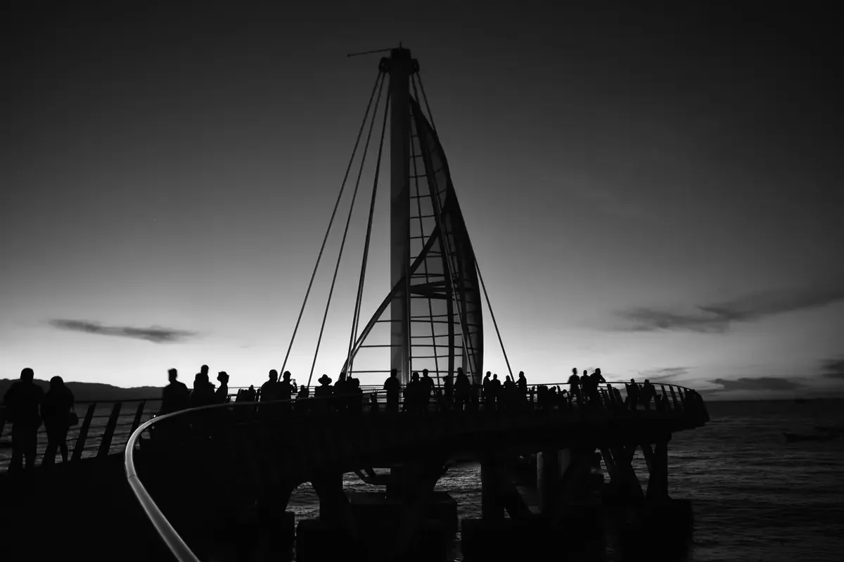 La rehabilitación del malecón busca mejorar el turismo y el bienestar familiar en Guaymas.