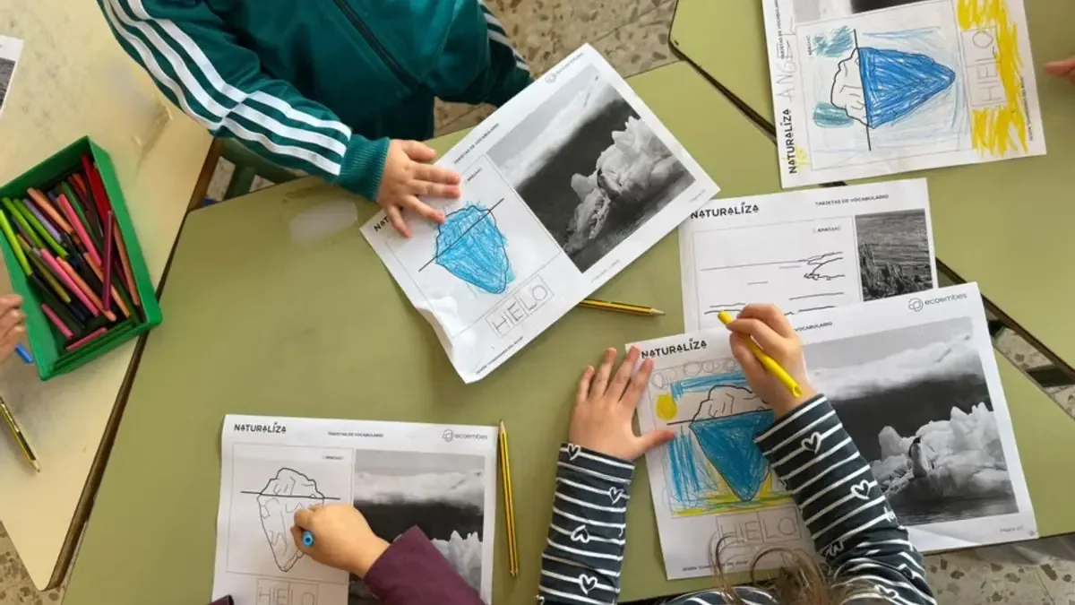 Más de 27,000 estudiantes españoles participan en el proyecto Naturaliza para fomentar la sostenibilidad.