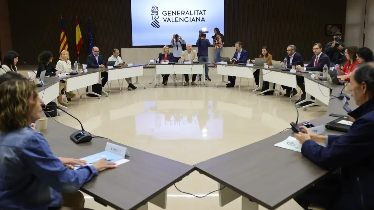 La Conselleria presenta un plan para reducir ratios y promover la inclusión educativa.