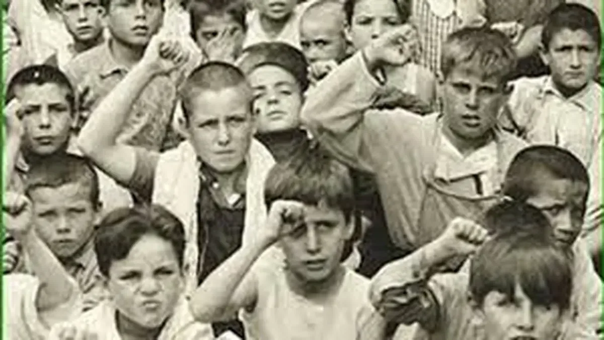 Este día se recuerda la llegada de niños huérfanos españoles y eventos importantes en la historia.