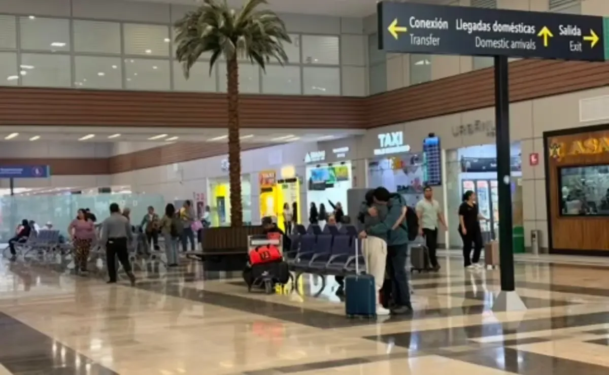 El Aeropuerto Internacional Felipe Ángeles ofrecerá vacunas contra el sarampión este lunes como medida preventiva.