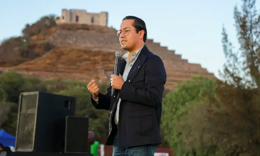 El alcalde Chepe Guerrero invita a inscribirse en talleres del programa Pirámides.