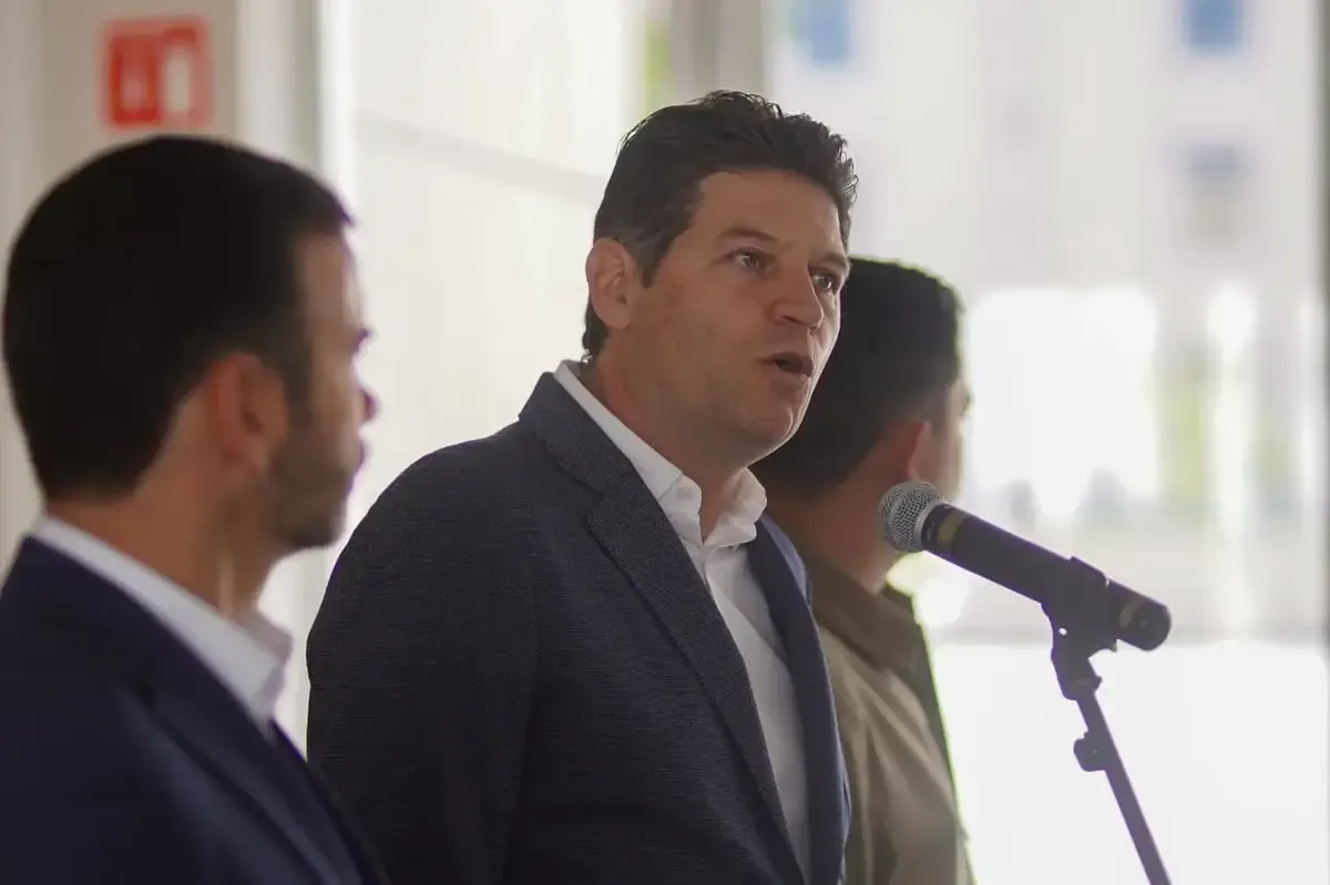 El alcalde reafirma el control de la situación tras hechos en Jalisco y Colima.