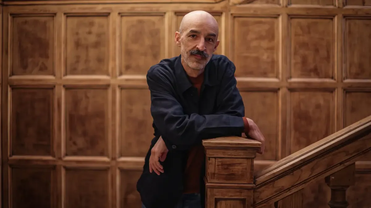 Jesús Carrasco reflexiona sobre las relaciones y los retos del amor a largo plazo.