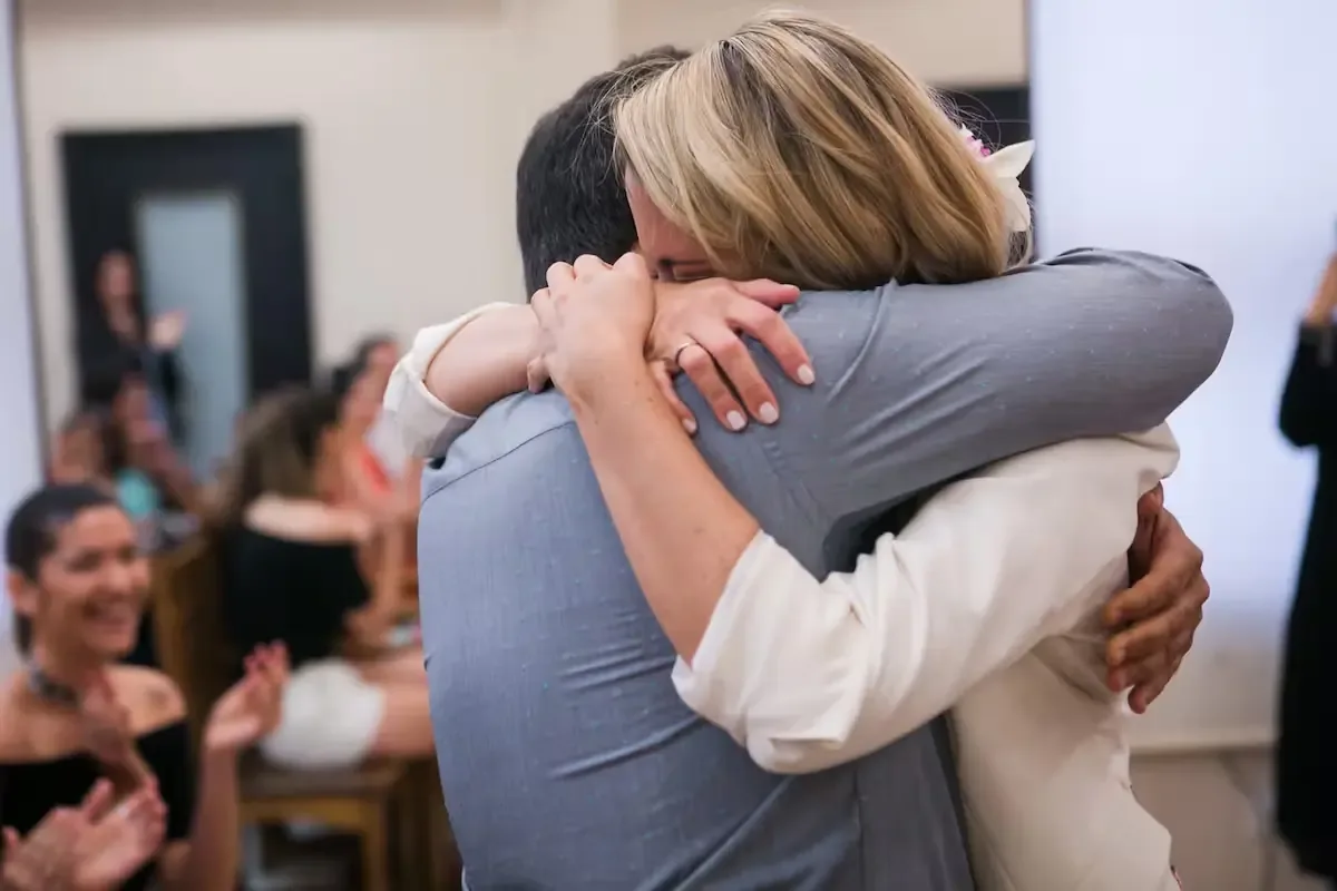 La historia de un matrimonio feliz que se torna en pesadilla tras un accidente inesperado.