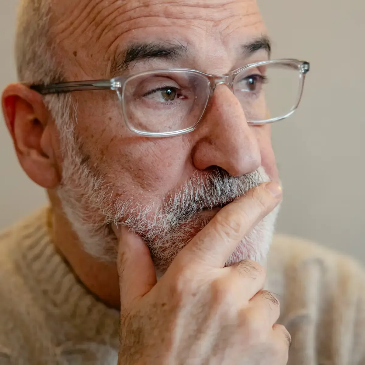 El autor de 'Patria' expone su vida cotidiana y el proceso de creación de su obra más reciente.