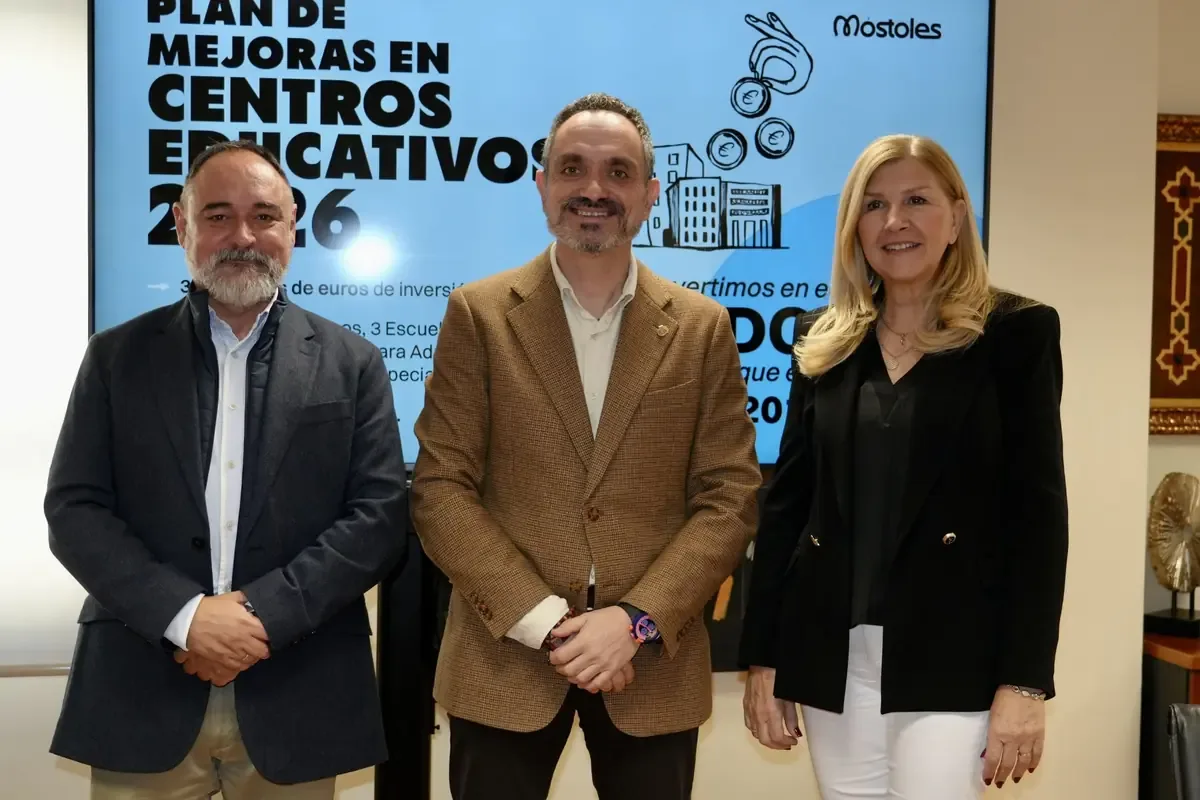 El Ayuntamiento de Móstoles destina recursos para transformar escuelas, mejorando infraestructura y accesibilidad.
