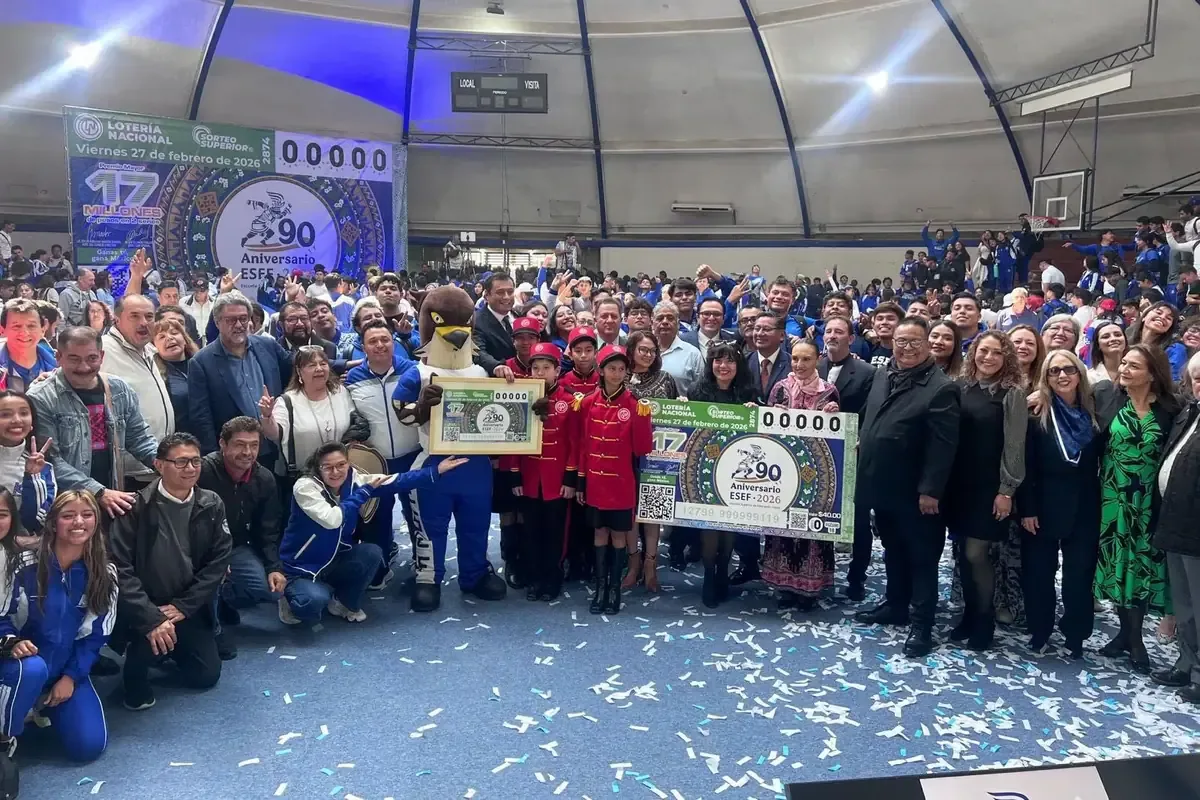 El billete del Sorteo Superior No. 2874 celebra los 90 años de la Escuela Superior de Educación Física, resaltando su legado.