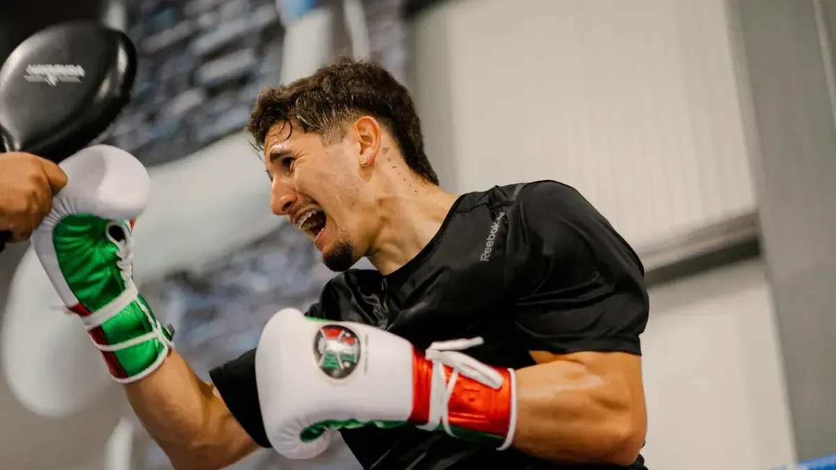 El boxeador mexicano busca consolidar su carrera profesional en Guadalajara.