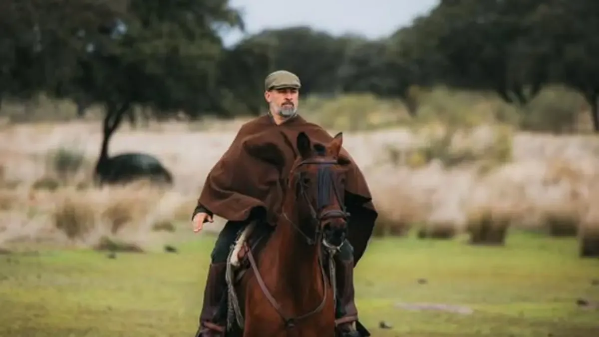 La representación del caballo en la historia revela temas de dominación y explotación animal.