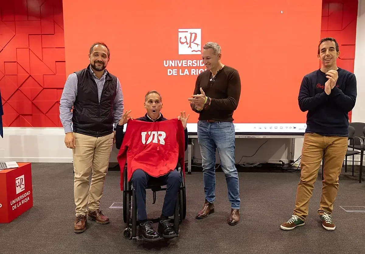 El campeón de motos de agua comparte su experiencia de superación personal y lucha por la inclusión.
