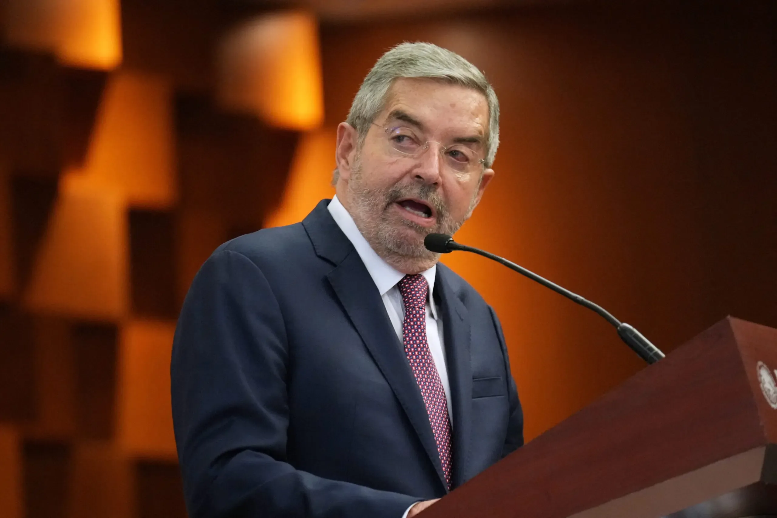 El canciller Juan Ramón de la Fuente durante la llamada con EE. UU.