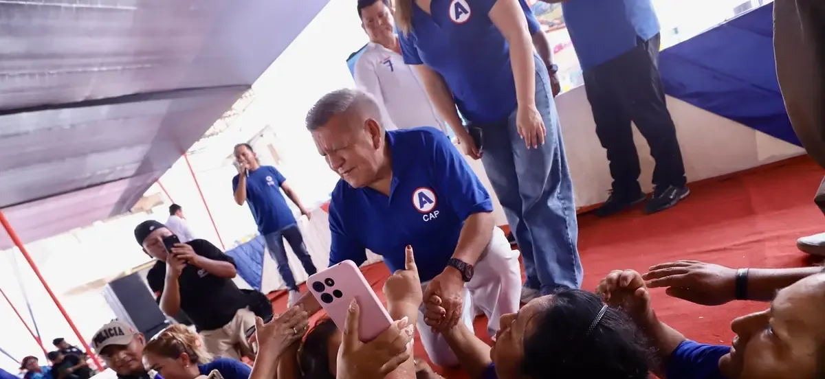 El candidato presidencial destaca la importancia del respeto y la unidad en su propuesta.
