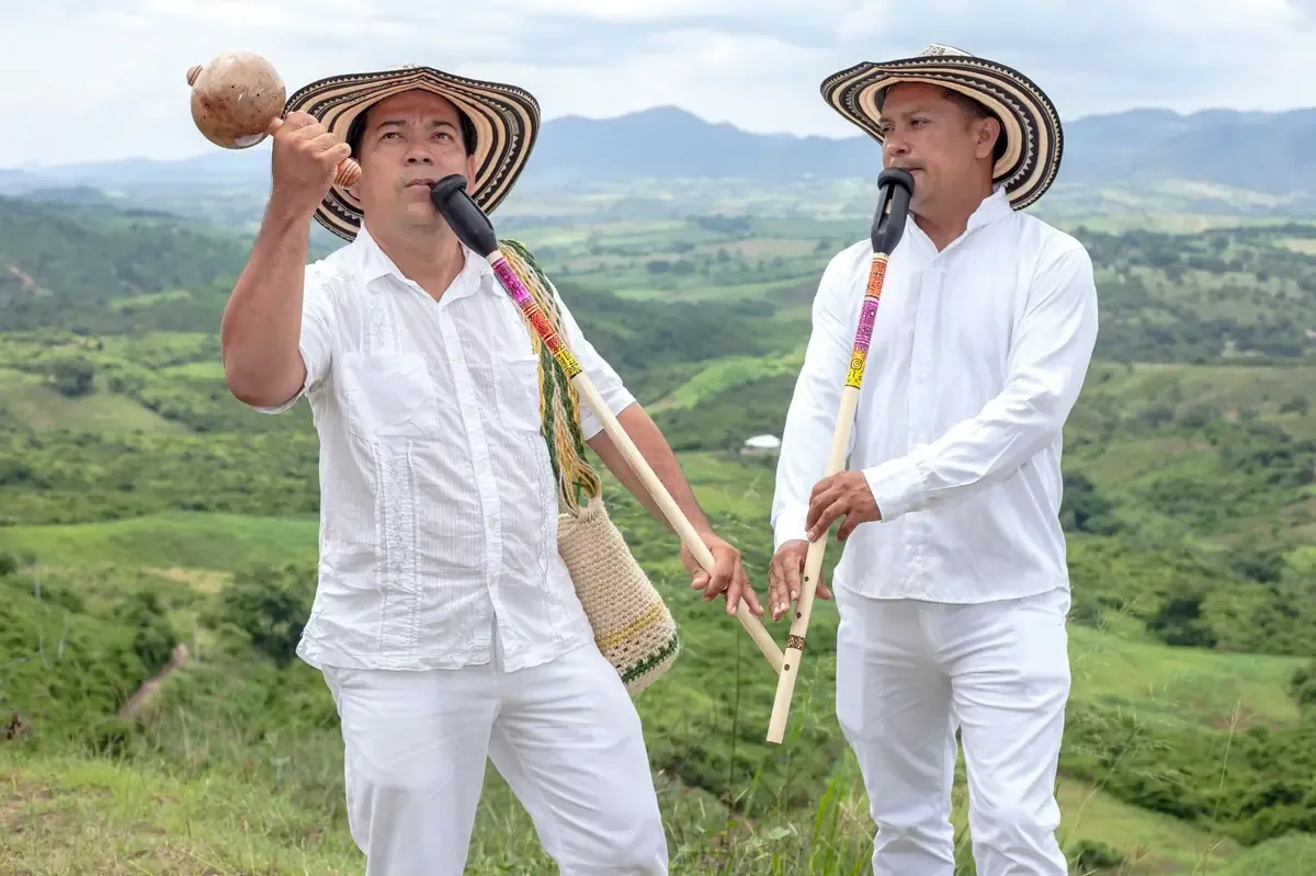 La práctica del chayote afecta la crítica periodística y la transparencia en Sonora.