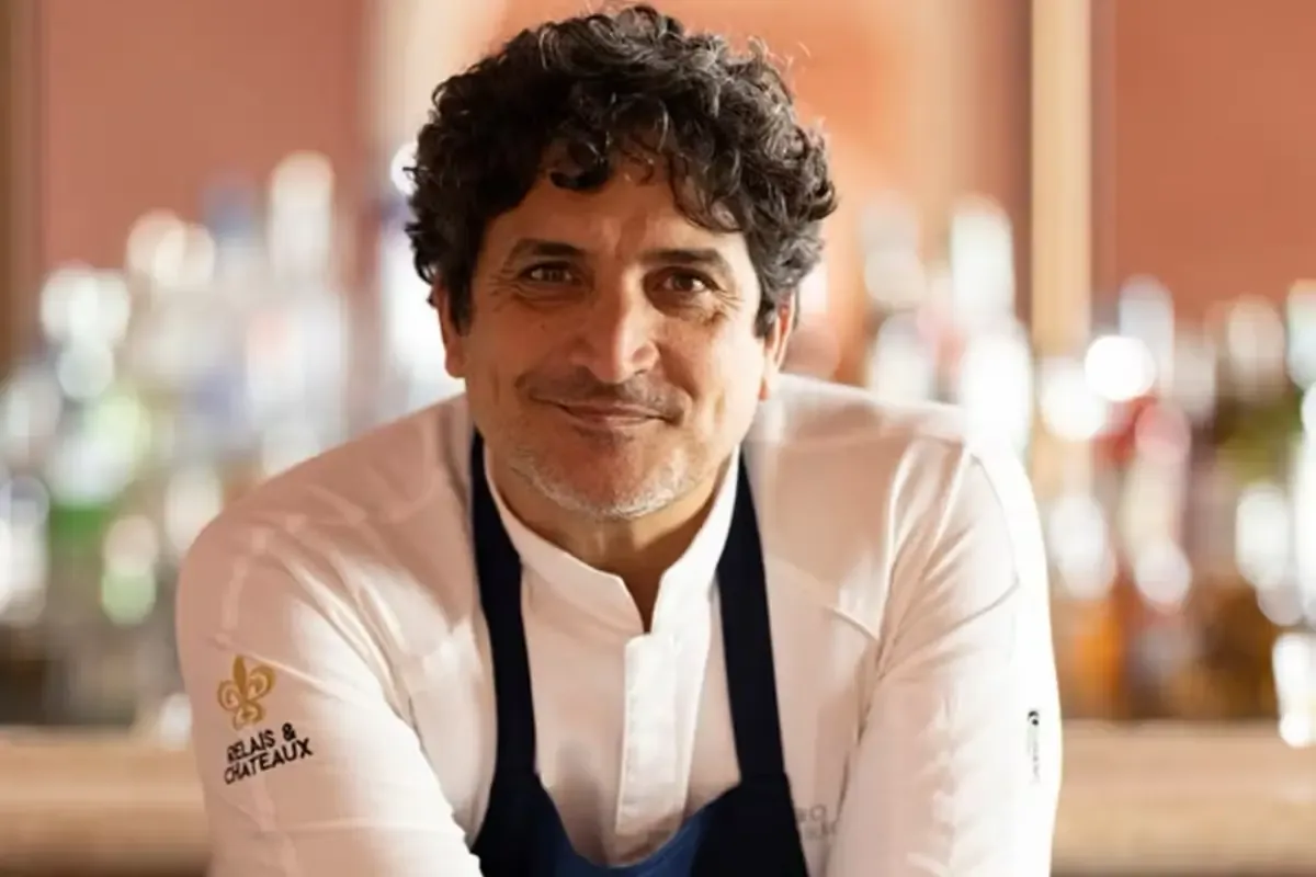Mauro Colagreco, reconocido por su compromiso con la biodiversidad, marca dos décadas al frente de su restaurante galardonado.
