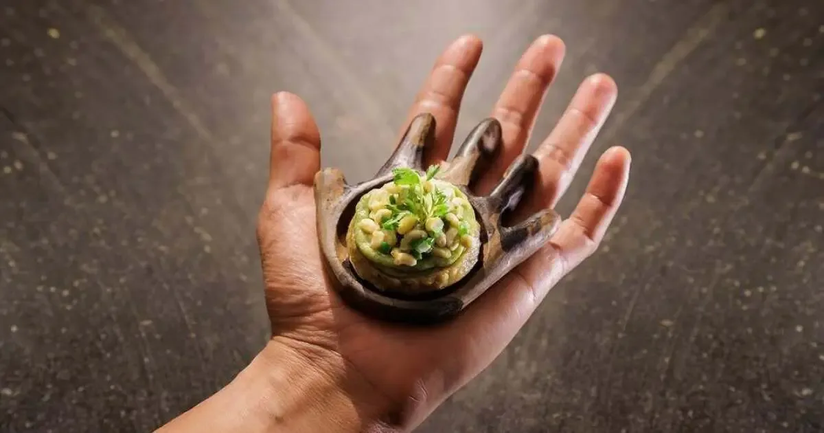 El chef Oswaldo Oliva presenta su propuesta culinaria "Barro" en Lorea.