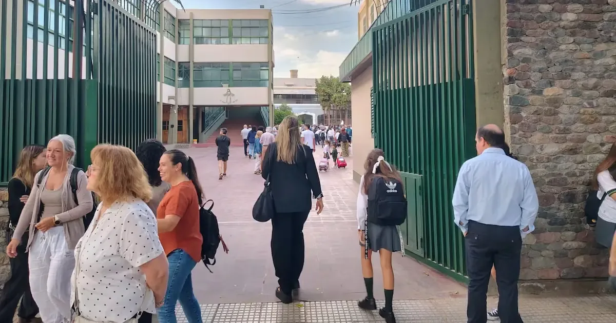 El ciclo escolar 2026 comienza con grandes expectativas y mejoras en infraestructura educativa.