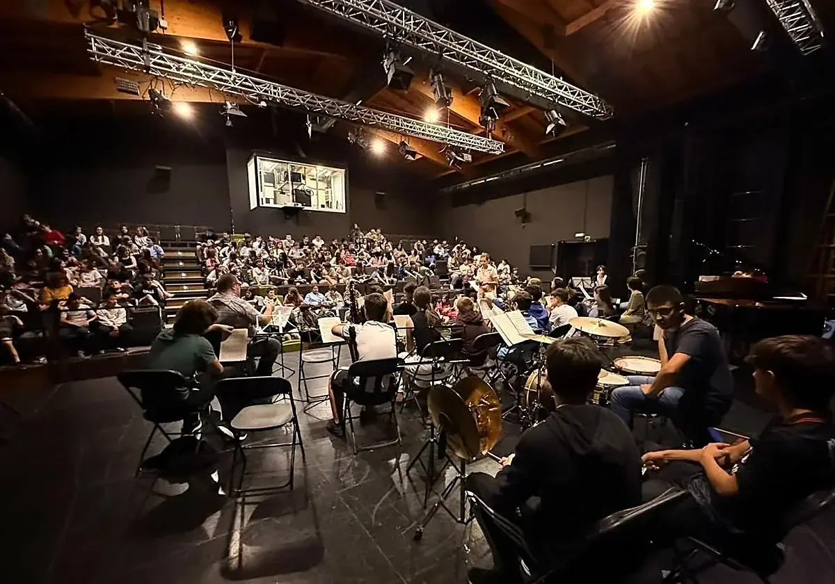 Este evento musical recupera su sede original, con un ambiente inigualable y un homenaje a personajes locales.
