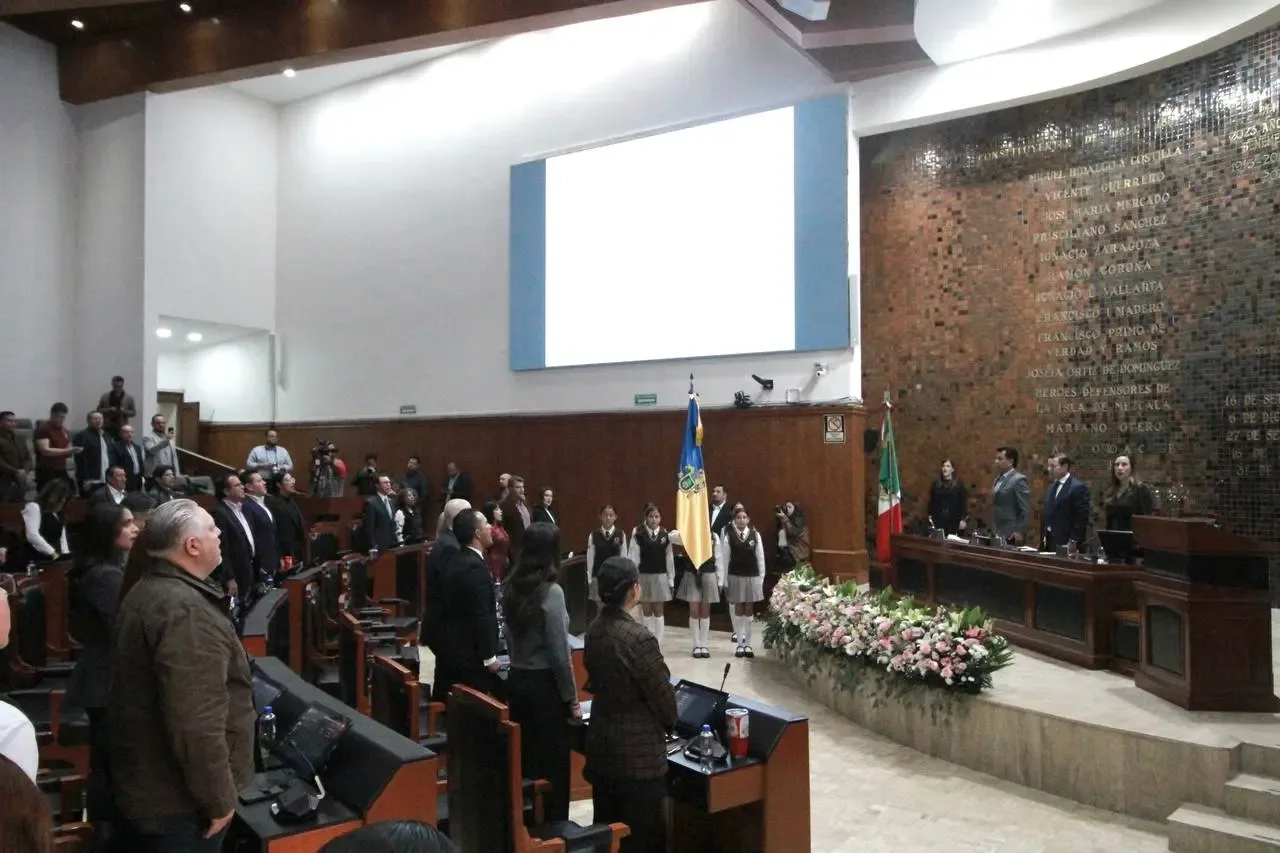 El Congreso de Jalisco discute la reforma sobre identidad de género para menores.
