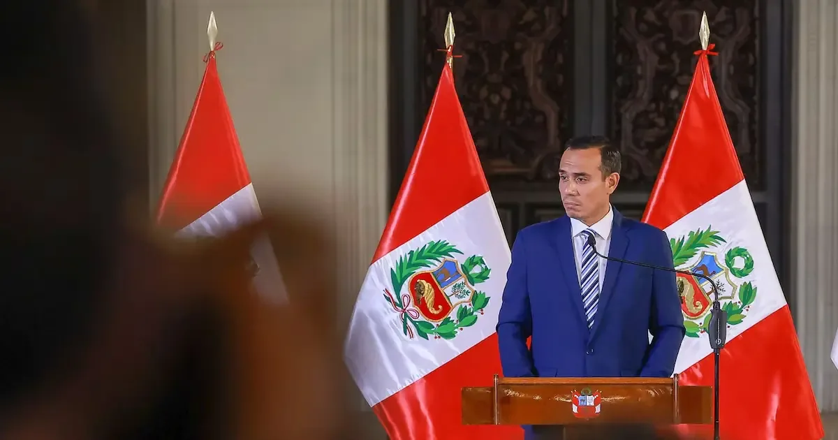 El Congreso peruano evalúa la permanencia de José Jerí en la presidencia tras acusaciones de mala gestión.