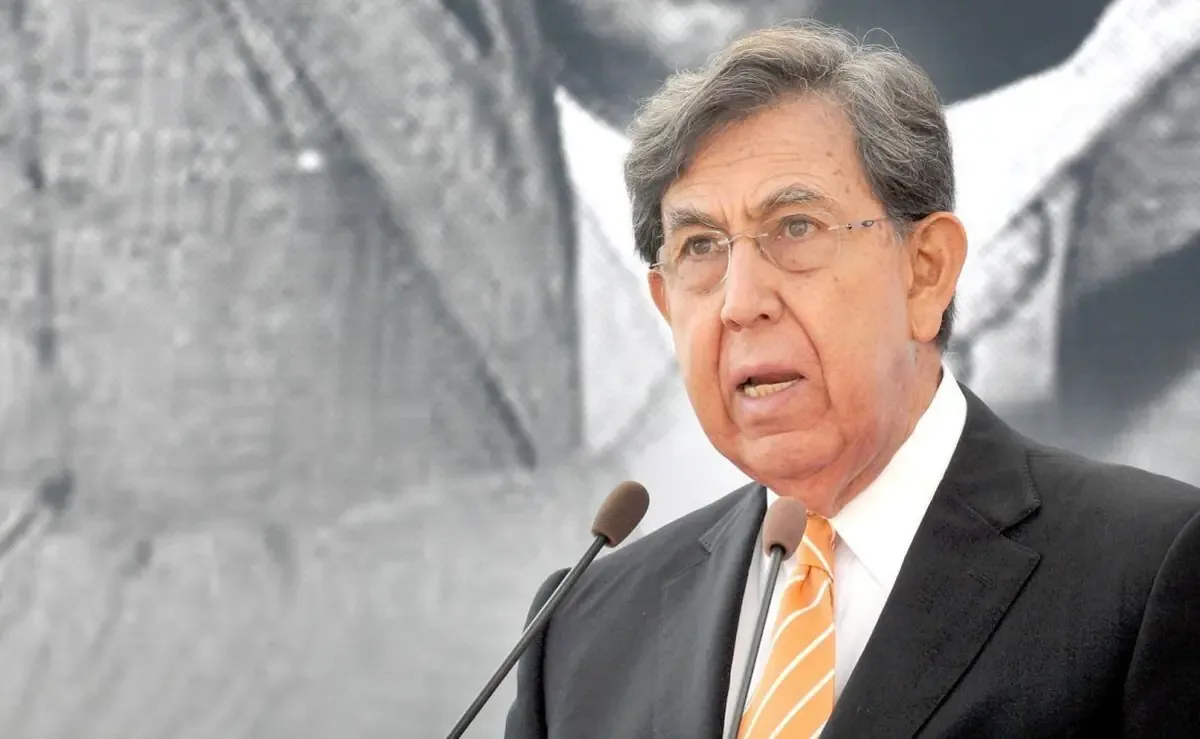La muerte de Cárdenas genera un recordatorio de su contribución a la democracia en México y la lucha contra el fraude electoral.