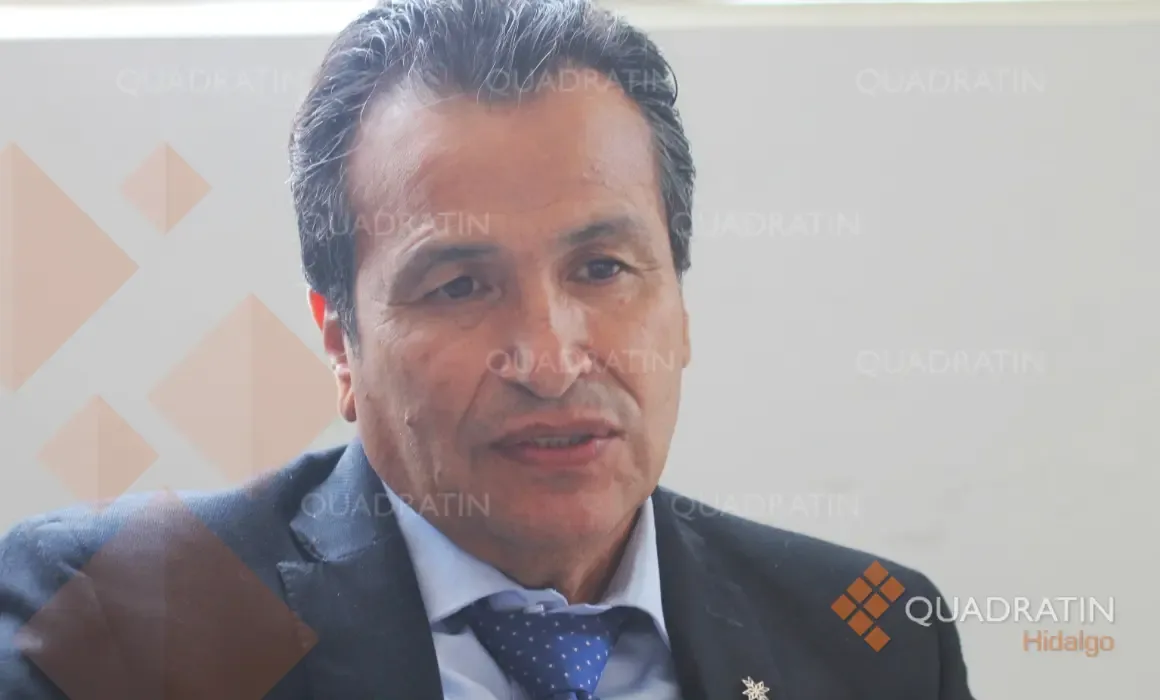 El contralor de Hidalgo Álvaro Bardales durante su comparecencia ante legisladores.