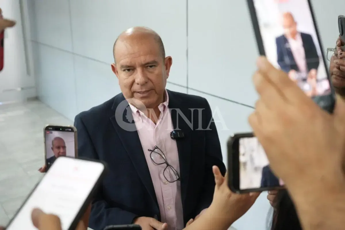 El coordinador de los diputados de Morena destaca a Pérez Cuéllar como la mejor opción para la gubernatura en 2027.