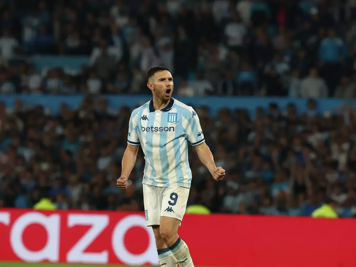 El delantero se posiciona entre los máximos artilleros del club argentino.