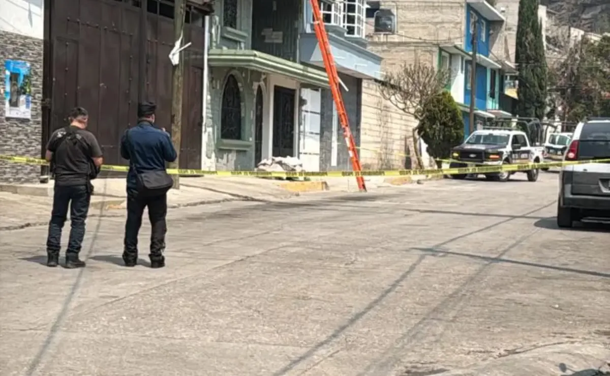 El descubrimiento sorprendió a los vecinos de la colonia Hank González, donde se lleva a cabo la investigación de las autoridades.