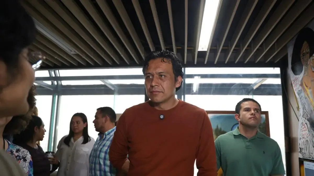 El director de Materiales Educativos acusó un ataque a la Nueva Escuela Mexicana tras un intento de destitución.
