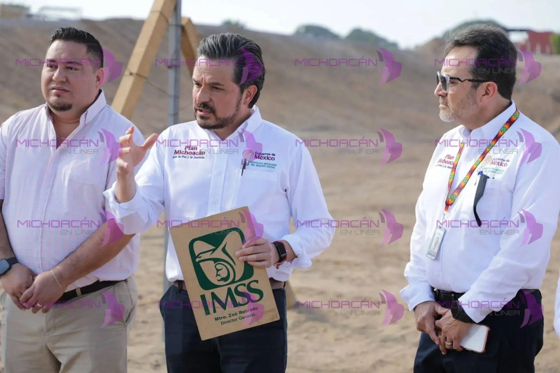 "El director general del IMSS, Zoé Robledo, anuncia la inversión en Lázaro Cárdenas."